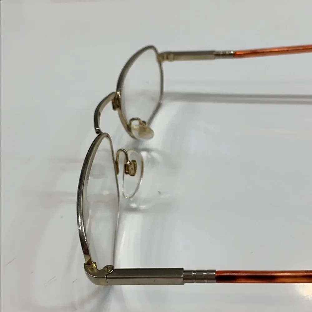 🌷Liz Claiborne Gold Eyeglass Frame Vintage 🌷